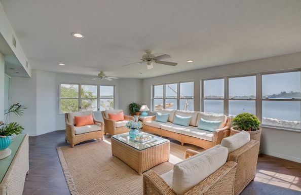 1950 Quay Dock, Vero Beach, FL 32967