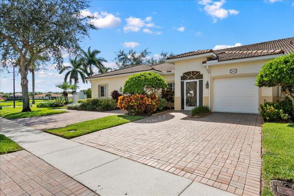 9754 Galleon, West Palm Beach, FL 33411