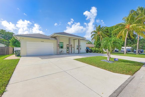 1260 20th, Boca Raton, FL 33486