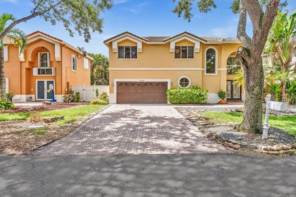 11232 Roundelay, Cooper City, FL 33026