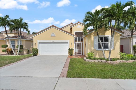 9517 Verona Lakes Blvd, Boynton Beach, FL 33472