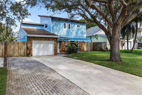 2552 Ella, Delray Beach, FL 33444