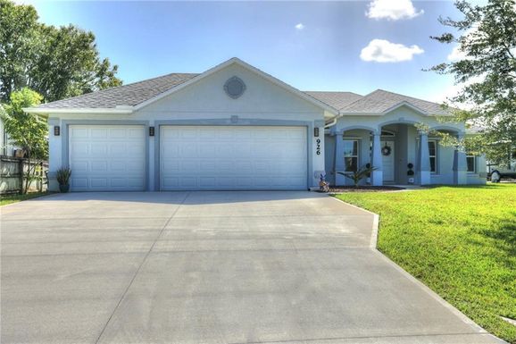 926 Genesee, Sebastian, FL 32958