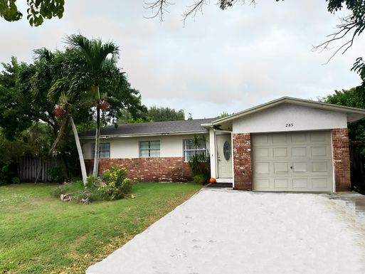 285 35th, Boca Raton, FL 33431