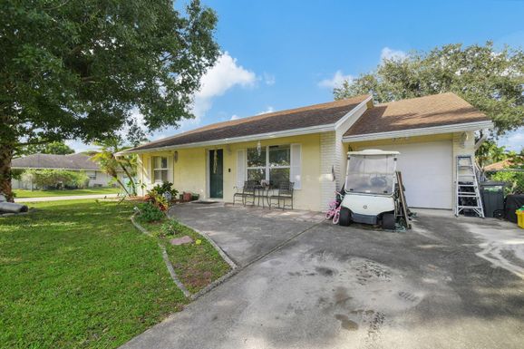 7365 Cocoanut, Lake Worth, FL 33467