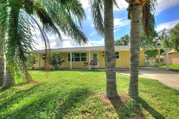 889 Wentworth, Sebastian, FL 32958