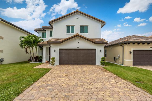 6843 Langdon, Lake Worth, FL 33463