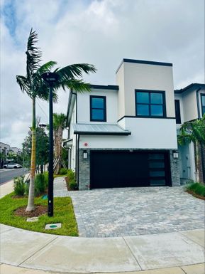 765 82th, Plantation, FL 33324