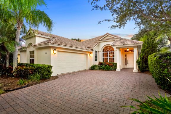 4664 Red Maple, Jensen Beach, FL 34957