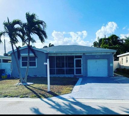 1317 M, Lake Worth Beach, FL 33460