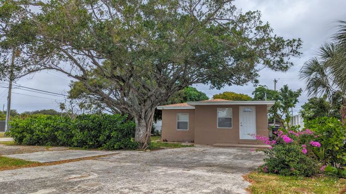 721 4th, Delray Beach, FL 33444