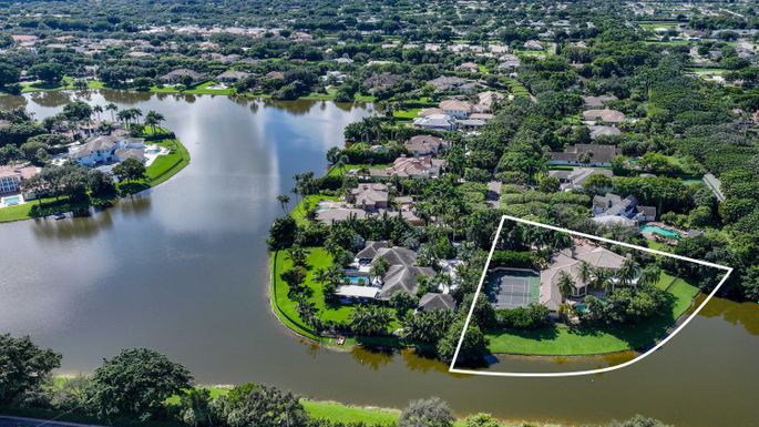 18800 Long Lake, Boca Raton, FL 33496