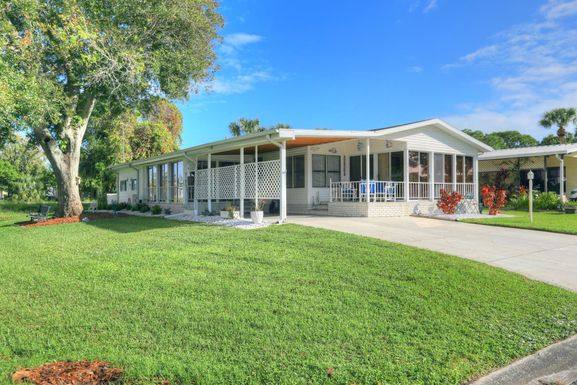 498 Marlin, Barefoot Bay, FL 32976