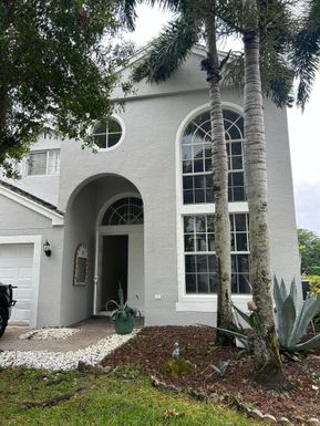 104 Kensington, Royal Palm Beach, FL 33414