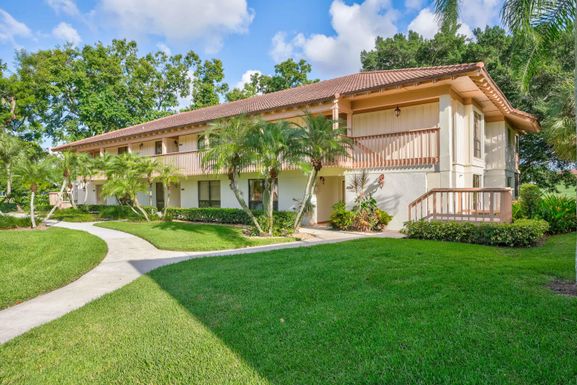 456 Brackenwood, Palm Beach Gardens, FL 33418