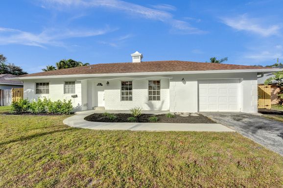 1069 12th, Boca Raton, FL 33486