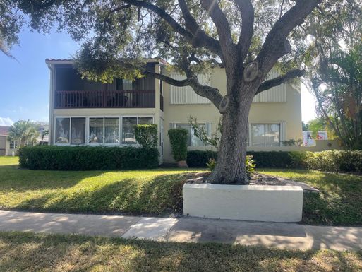 2580 Boundbrook, West Palm Beach, FL 33406