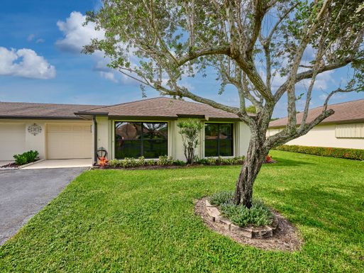 4882 Equestrian, Boynton Beach, FL 33436