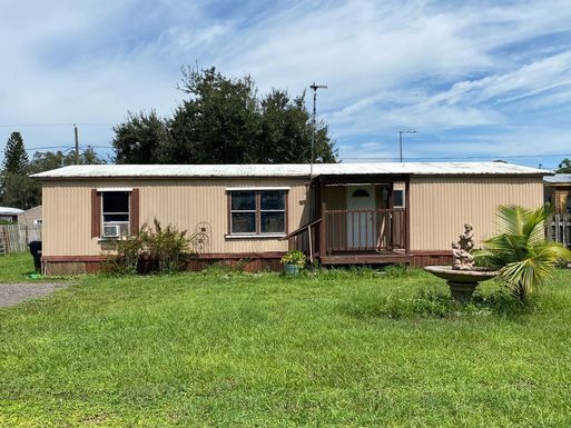 4493 22nd, Okeechobee, FL 34974