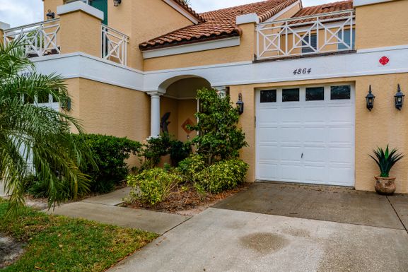 4864 Newport Island, Vero Beach, FL 32967