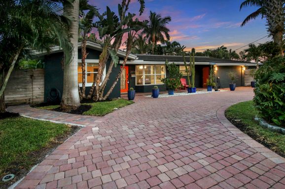 2016 22nd, Wilton Manors, FL 33305