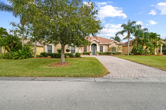 417 Dover, Port Saint Lucie, FL 34983