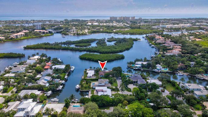 207 Body, Jupiter, FL 33477