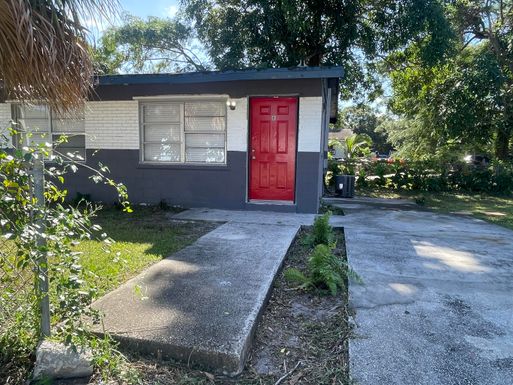 2201 Avenue G, Fort Pierce, FL 34950