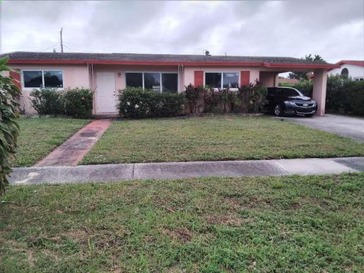 321 18th, Riviera Beach, FL 33404