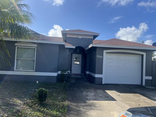 3920 Hiawatha, West Palm Beach, FL 33409