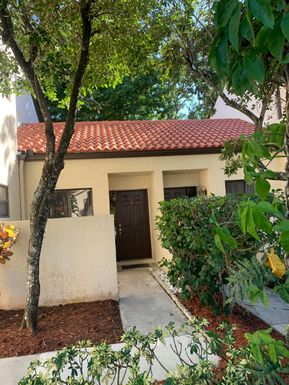 12 Via De Casas Sur, Boynton Beach, FL 33426