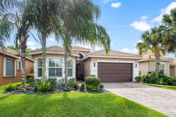 12491 Laguna Valley Ter, Boynton Beach, FL 33473