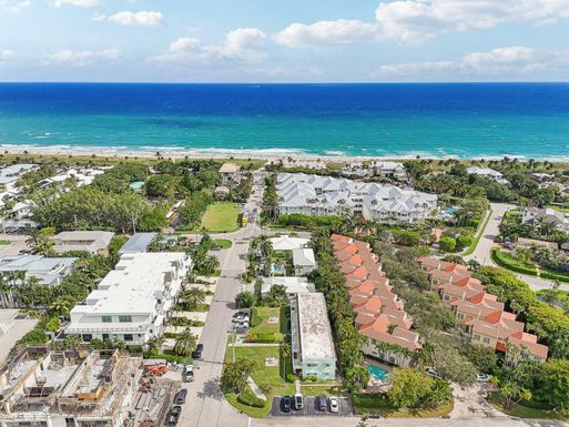 1006 Casuarina, Delray Beach, FL 33483