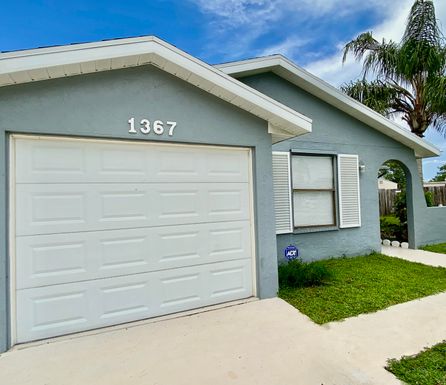 1367 Elmbank, Royal Palm Beach, FL 33411