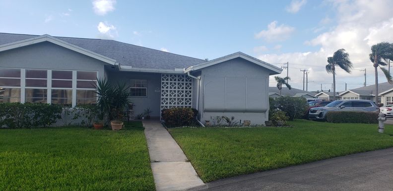 14660 Canalview, Delray Beach, FL 33484