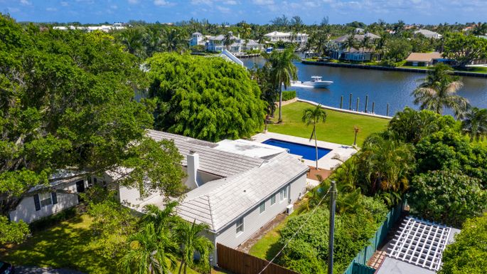 1 Fisher, Delray Beach, FL 33483