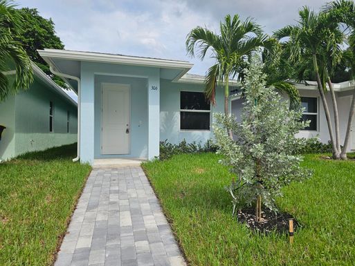 304 C, Lake Worth, FL 33460