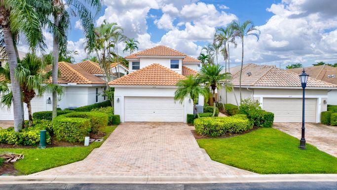 6631 25th, Boca Raton, FL 33496