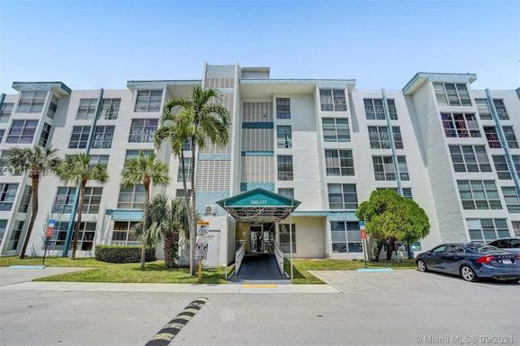 200 177th, Sunny Isles Beach, FL 33160