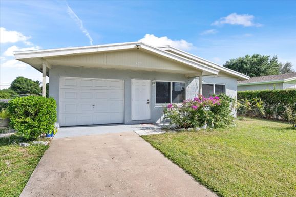 625 8th, Delray Beach, FL 33444