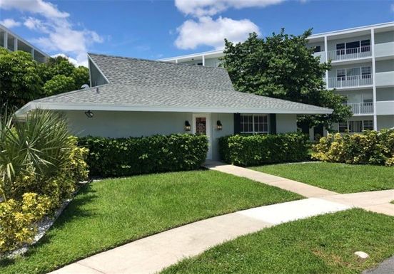 2700 Vandiver, West Palm Beach, FL 33409