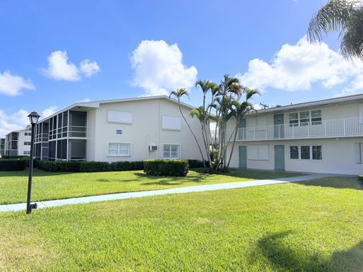 800 Horizons W, Boynton Beach, FL 33435