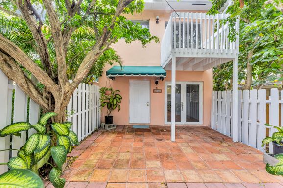 1912 6th, Deerfield Beach, FL 33441