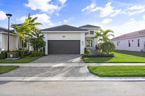 15890 Key Biscayne, Westlake, FL 33470