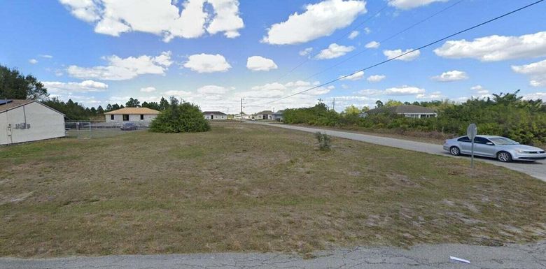 3602 20th, Lehigh Acres, FL 33976