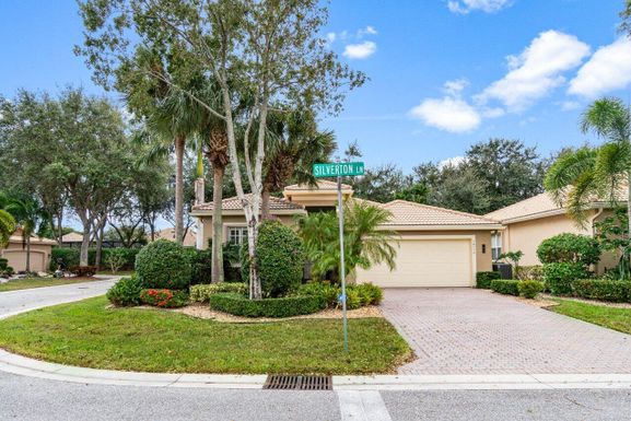 10550 Silverton, Boynton Beach, FL 33437