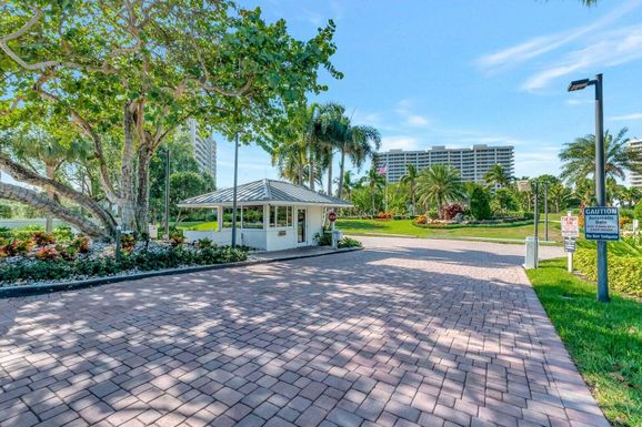 4101 Ocean, Boca Raton, FL 33431