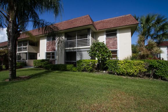 22765 66th, Boca Raton, FL 33428