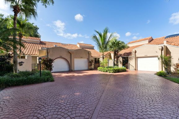 22737 Meridiana, Boca Raton, FL 33433