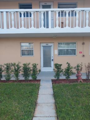 2192 1st, Boynton Beach, FL 33435